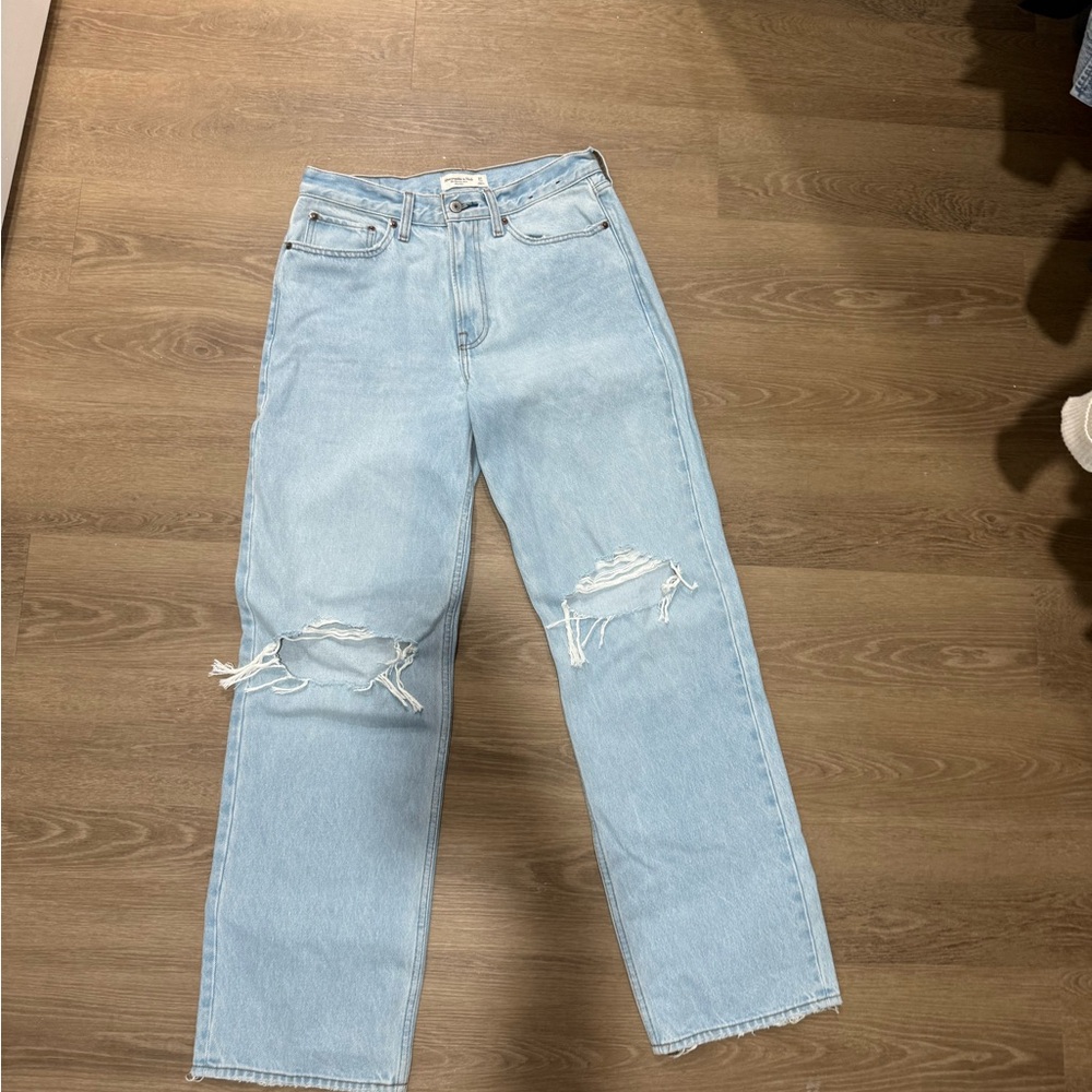 NEW ABERCROMBIE AND FITCH jeans size 4 - Picture 7 of 14